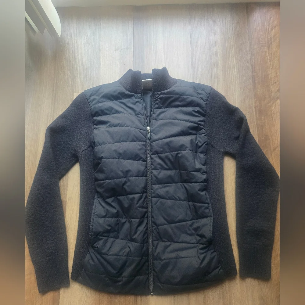 Nike Black Puffer Jacket with Quilted Design wool back - Picture 4 of 11